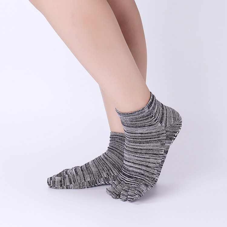 グリップ付き滑り止めヨガソックス 女性用男性用通気性のあるつ - Pilates Yoga Grip Socks のレビューと価格